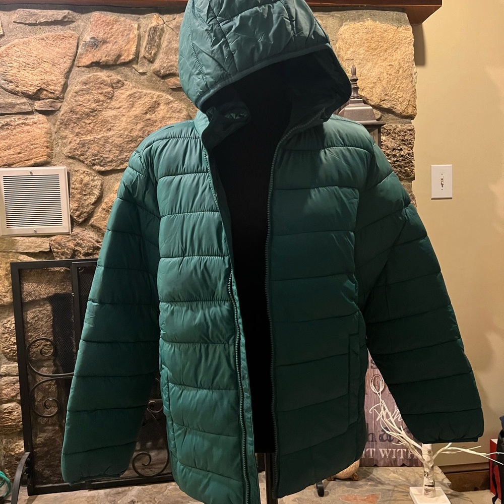 Husky Hooded Puffer Jacket